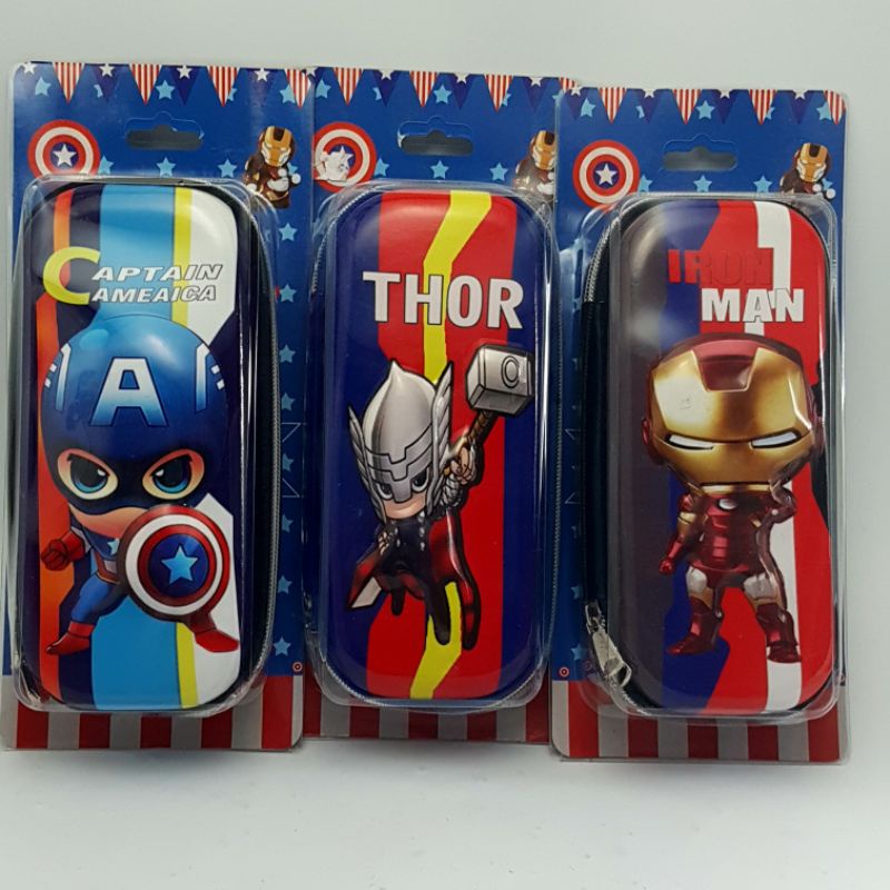 

Tempat Pensil Sleting Embose Avengers 8605