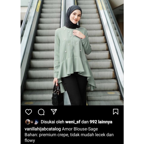 vanilla hijab amor blouse sage size M
