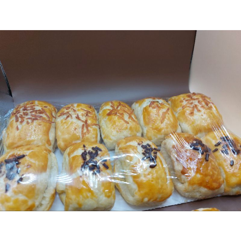 

BOLEN PISANG COKLAT MIX PISANG KEJU, BOLEN PISANG, BOLEN PISANG ENAK,BOLEN PISANG COKLAT,BOLEN PISAMG KEJU