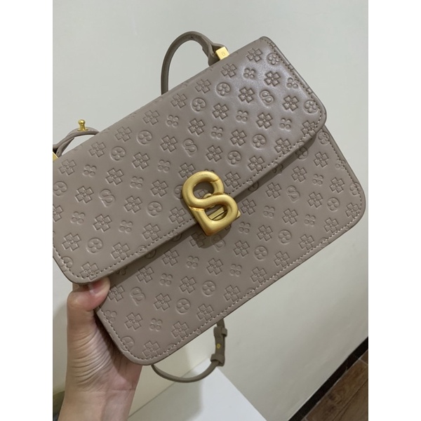 Audrey Monogram Bag Buttonscarves