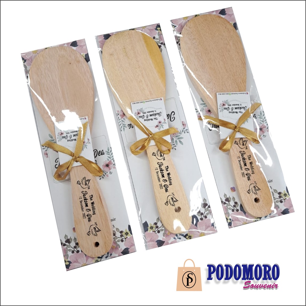 souvenir pernikahan centong kayu
