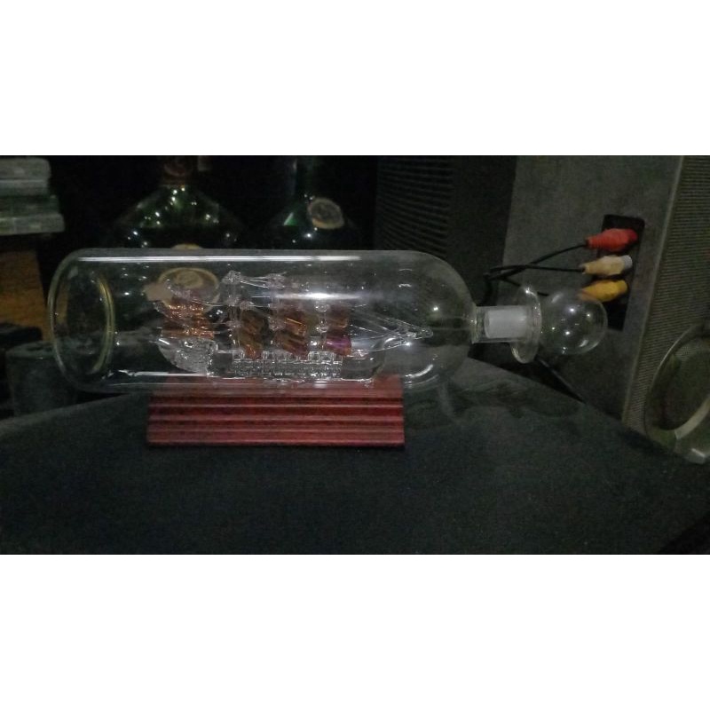 Pajangan Kapal dalam botol Crystal Kristal Asli
