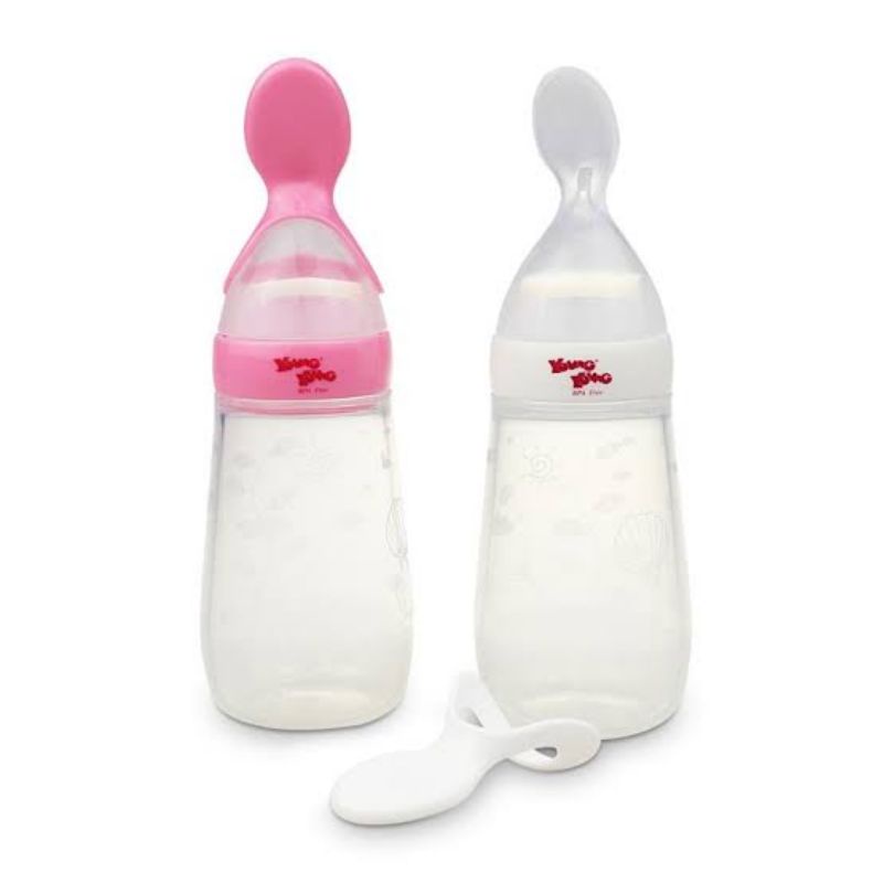 Young Young Acc Weaning Bottle Silikon 823 / Botol Sendok Bayi / Alat Bantu Makan Bayi