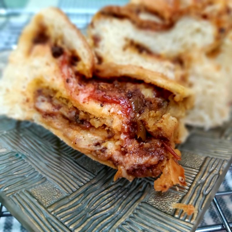 

Loaf isi Meat Bolognese