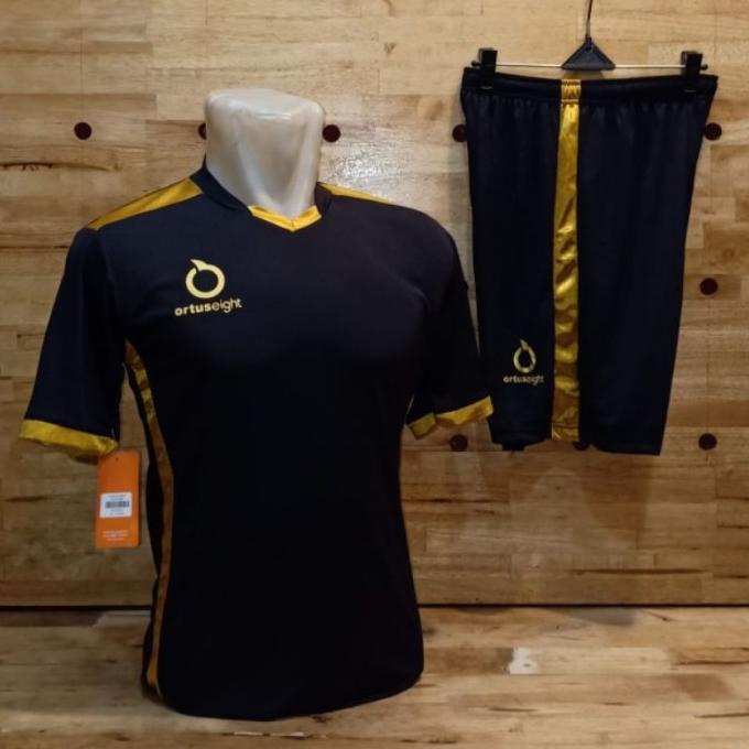 T0P BAJU FUTSAL STELAN JERSEY BOLA ORTUSEIGHT HITAM EMAS, BISA SABLON NICE