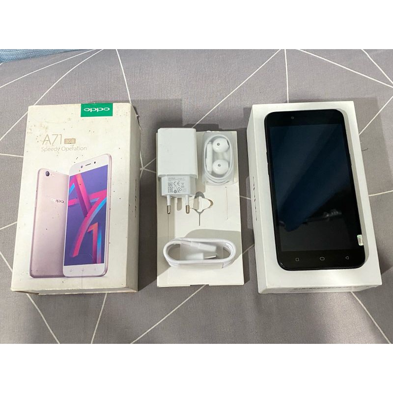 OPPO A71 RAM 3/32GB EX RESMI OPPO INDONESIA DUAL SIM SECOND FULLSET NO MINUS