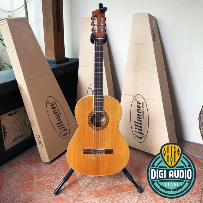 Stand Gitar & Bass Akustik / Elektrik Bespeco Sh710 Model Tripod #Original