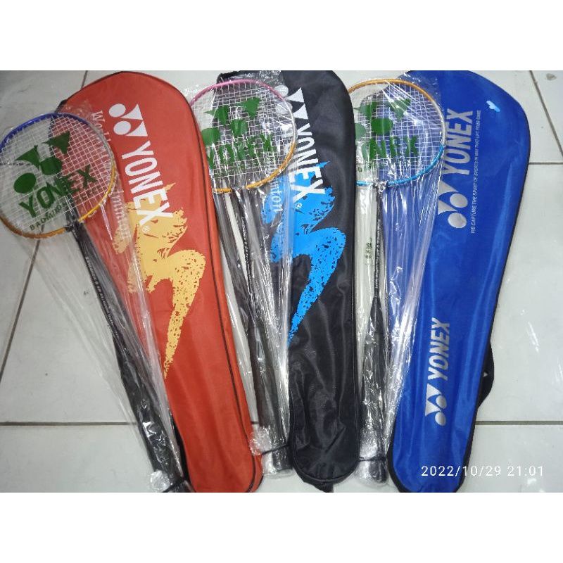 Raket Badminton + Tas Raket Badminton