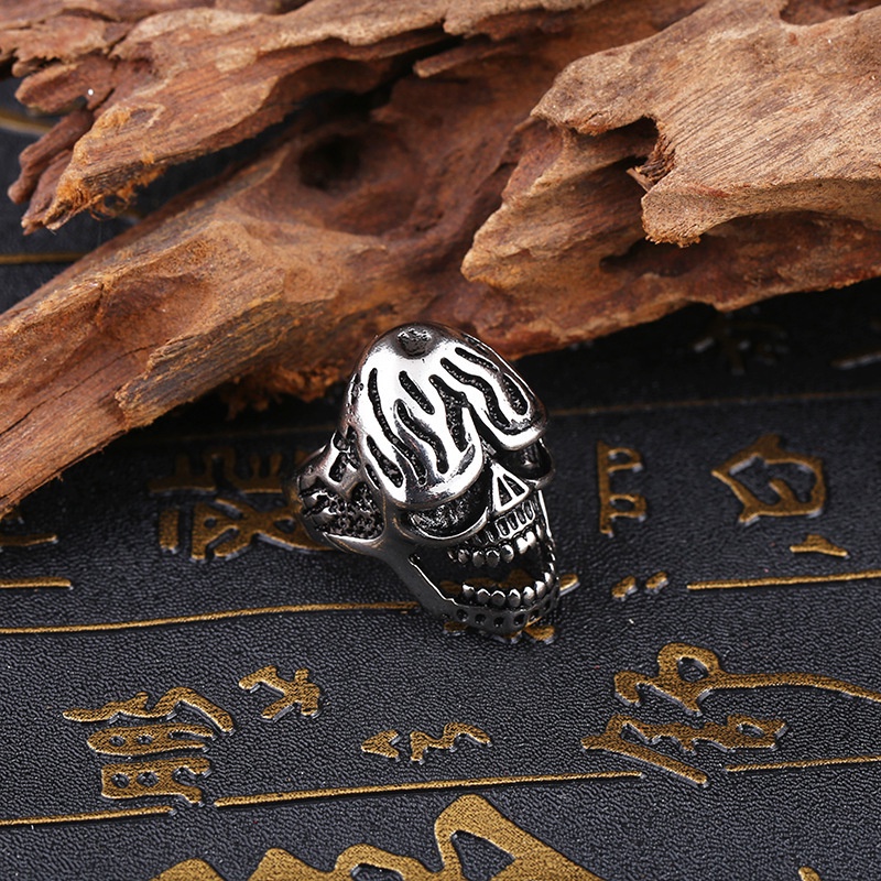 Cincin Bahan Alloy Gaya Punk Eropa Dan Amerika Untuk Pria