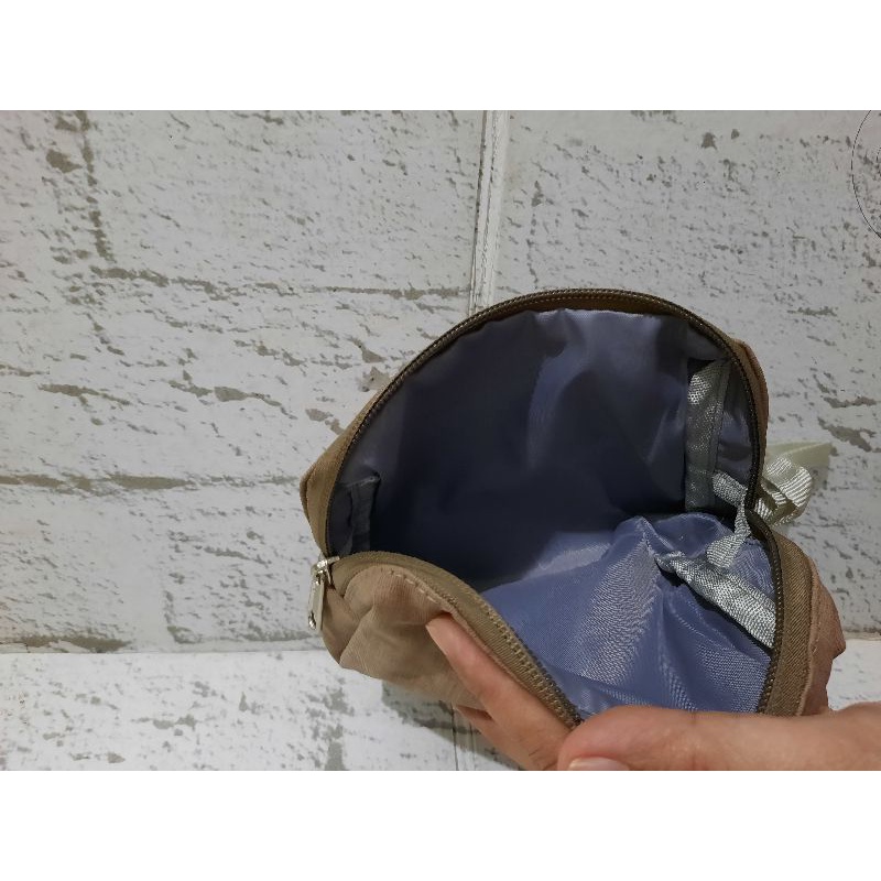 pouch dompet charger handphone krem
