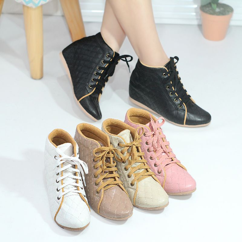 Sepatu boots wedges Brd 101