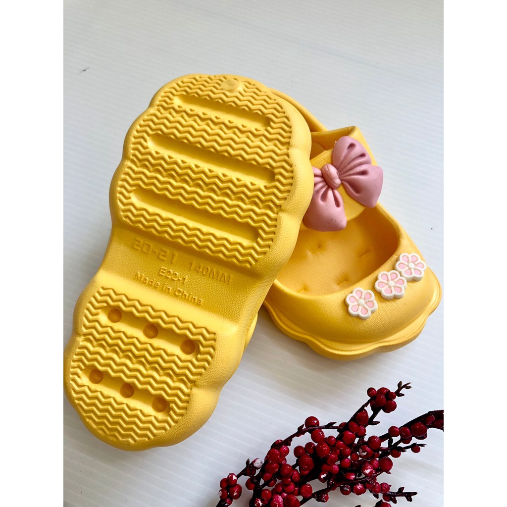 Sandal Anak Perempuan Import Usia 0 1 2 3 4 Tahun Pita Bunga Kecil