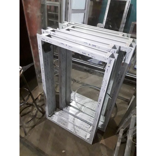 Kusen jendela aluminium ukuran 60x40