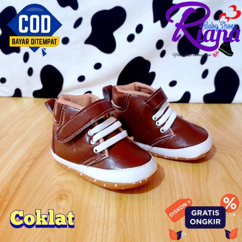 Sepatu bayi prewalker RS09 bayi laki-laki Boot tali perekat usia 3-12 Bulan