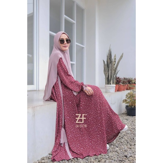 BURGUNDY SNOW SERIES BY ZAFEETRI