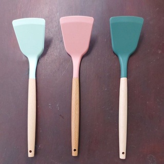 Spatula / sutil silikon gagang kayu
