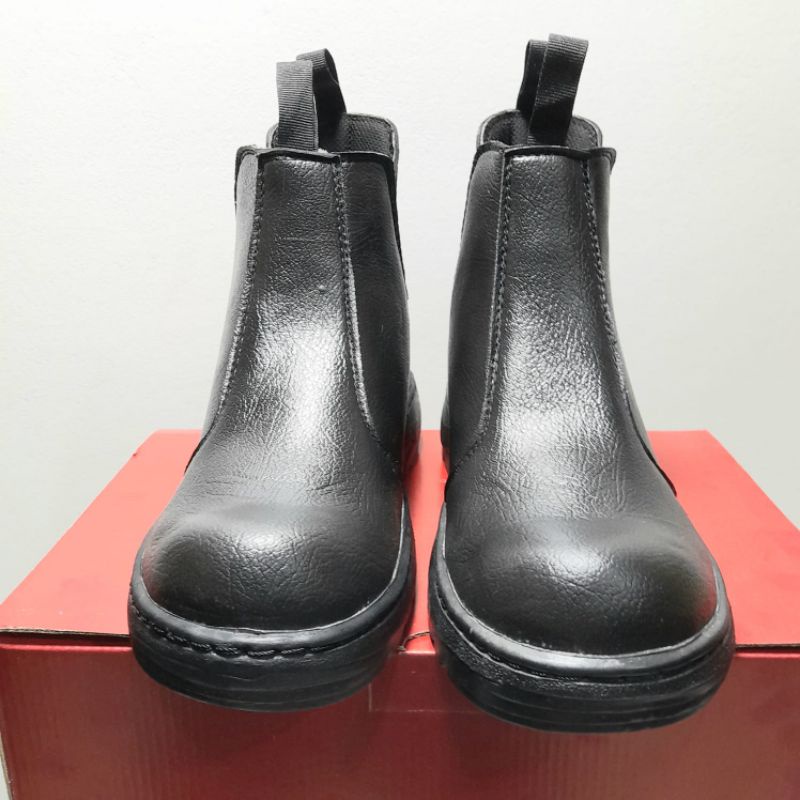 sepatu safety boot karet' samping cocok untuk kerja warna hitam terbaru