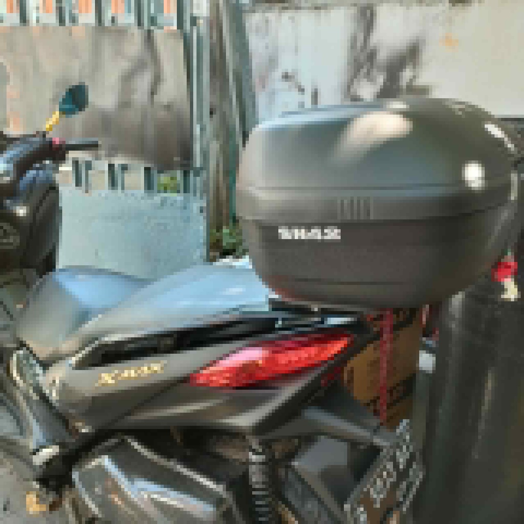 BOX SHAD SH42 SH 42 ORIGINAL SHAD Top box sh42 shad Top Box Shad 42 Box belakang motor sh42