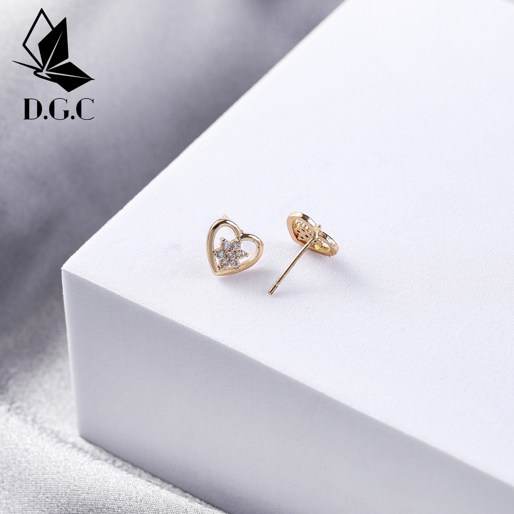 D.G.C✨Anting Titanium Wanita Anti Karat Lapis Emas Berlian Aksesoris Korea Import  Perhiasan Murah D273