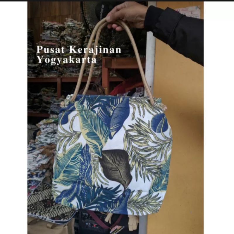 

Tote bag wanita/ tas wanita