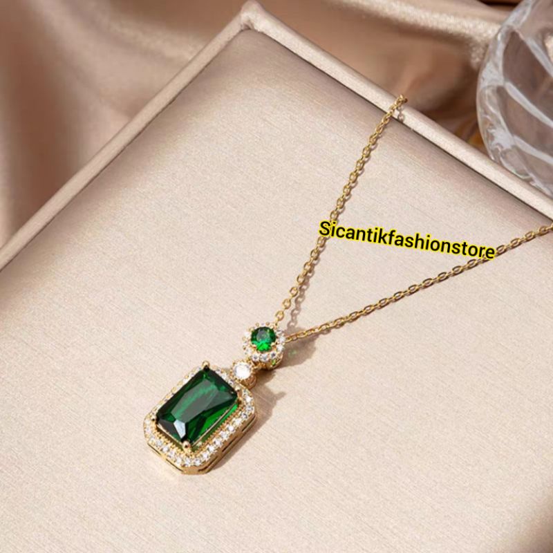 KALUNG TITANIUM WANITA LIONTIN BATU MERAH DELIMA ASLI TITANIUM TRENDING KALUNG WANITA TERBARU TERLARIS KALUNG WANITA RANTAI KECIL LAPIS EMAS 18K LIONTIN BATU HIJAU  ANTI KARAT SELAMANYA