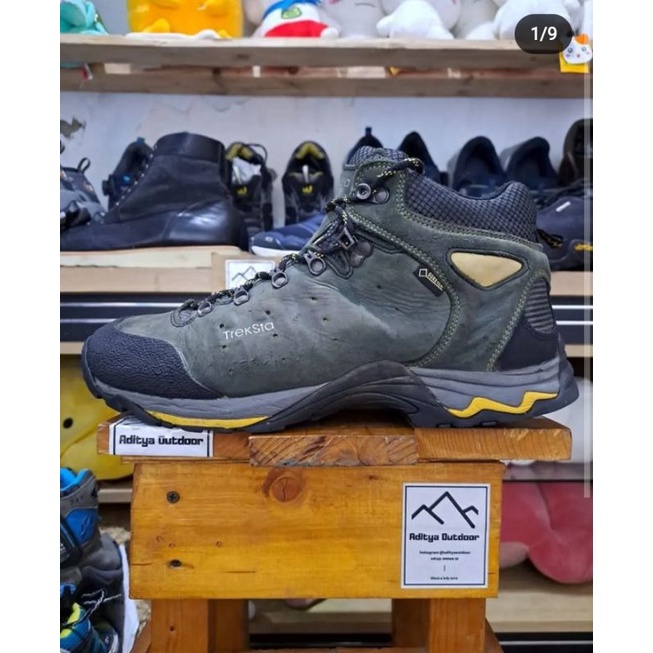Sepatu Hiking Treksta Miracle UK 44