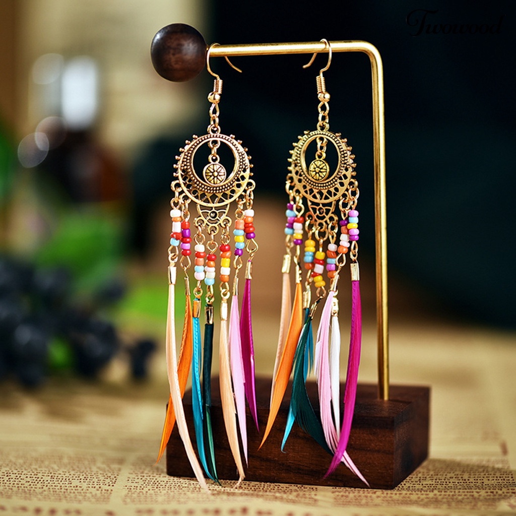 1 Pasang Anting Menjuntai Bentuk Bulu Aksen Manik-Manik Warna-Warni Gaya Bohemian Untuk Wanita