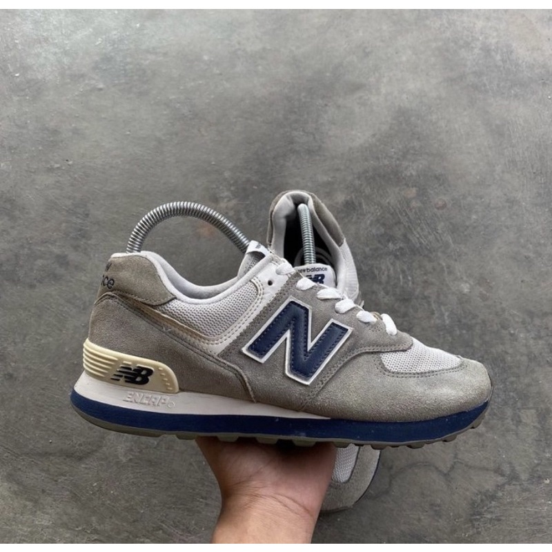 New Balance 574 Dark Grey second Like new