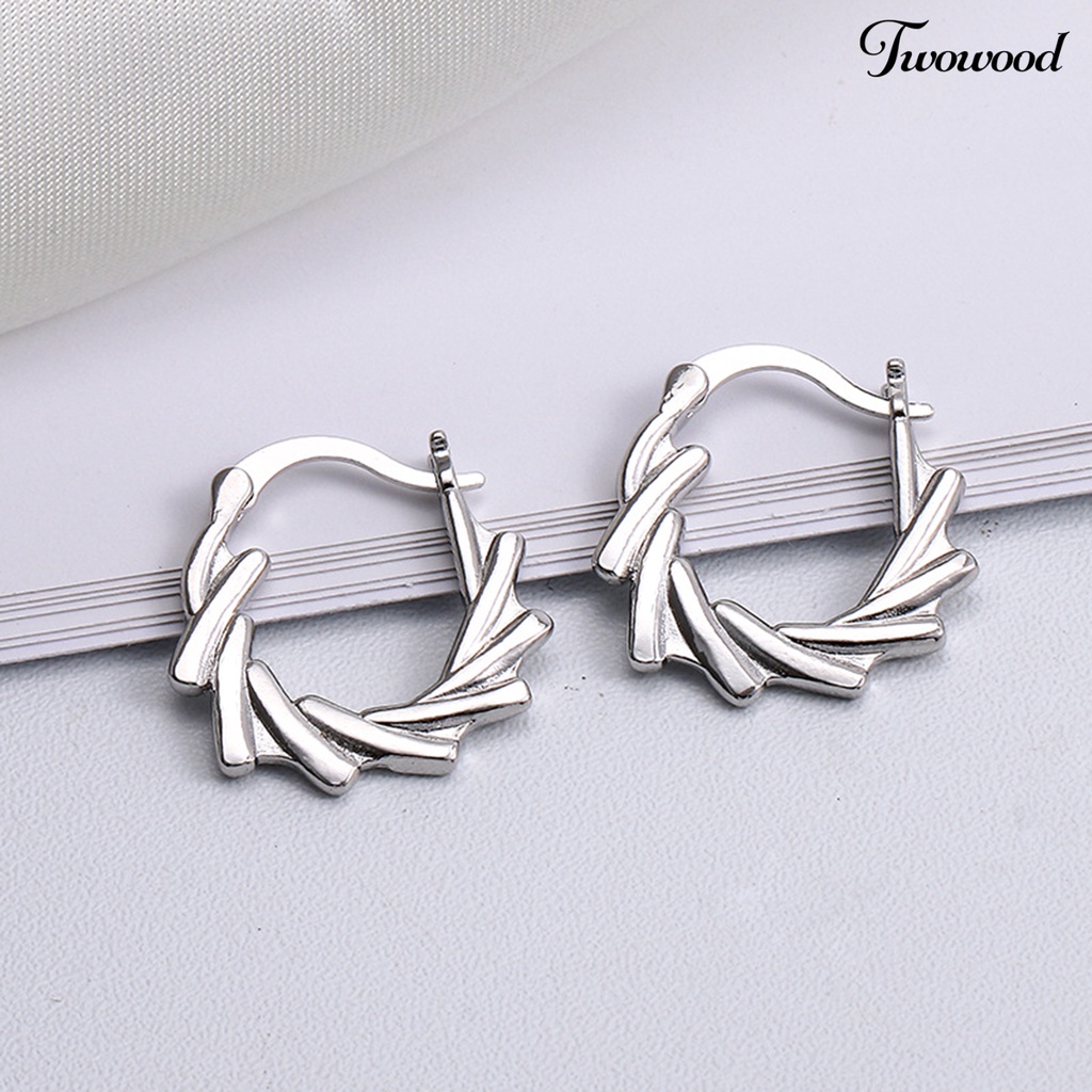 1 Pc Anting Hoop Bentuk Angin Puyuh Electroplating Gaya Korea Untuk Harian