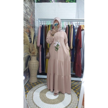 dress sulam bunga/bordir by syifa kasyifa bahan crinkle airflow/busui friendly
