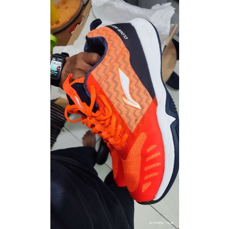 Sepatu Lining Cloud Ace G7