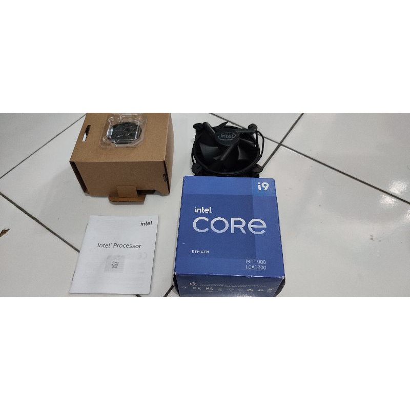 Fan + Box Core i9 gen 11 complete manual New 100%