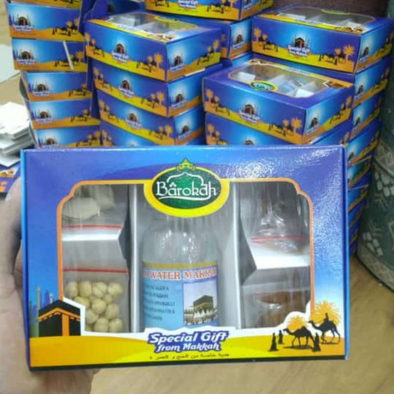 

Spesial Gift For Mekkah - Oleh2 Mekkah - Air Zamzam, kacang Arab dll
