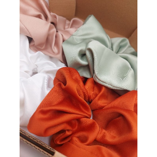 

Hampers Natal Christmas Gift Scrunchies