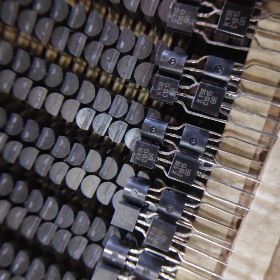 ( 10 biji ) 2SA1015 KEC 2SA 1015 A1015