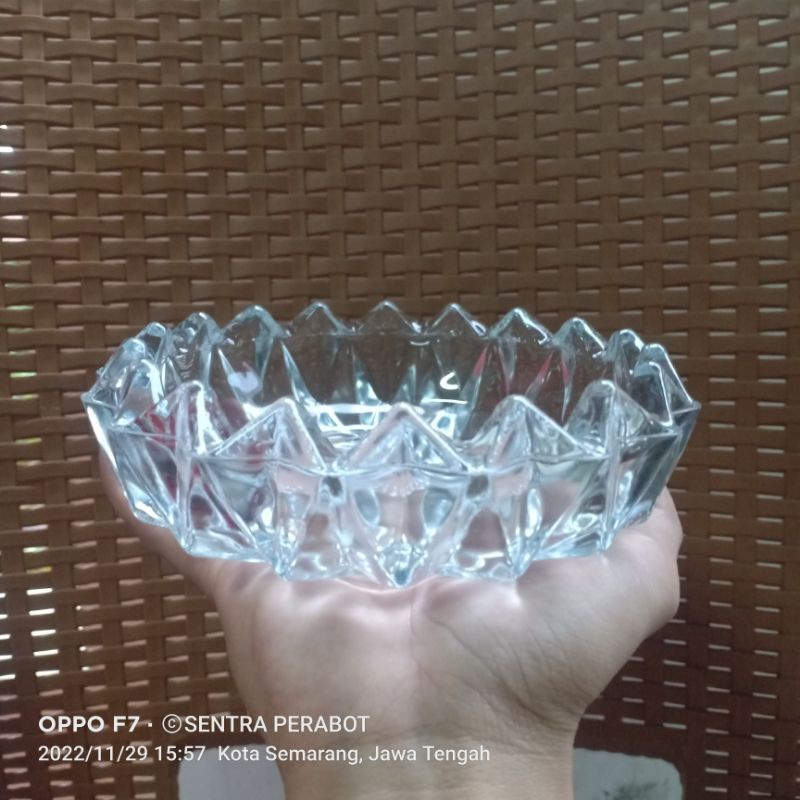 Asbak Kaca Tebal Motif Kristal Besar 16 cm