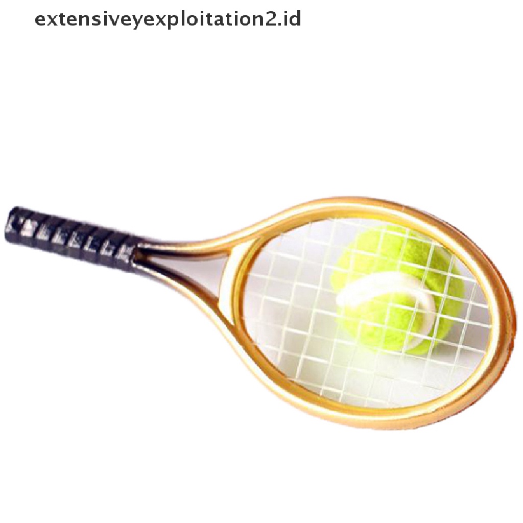 1pc Miniatur Raket Tenis + 1PC Bola Aksesoris Rumah Boneka 1: 6 1: 12