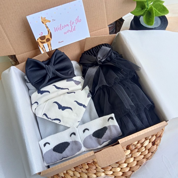 

(COD) hampers baby girl newborn/ hampers bayi perempuan/ kado bayi 0-12 bln - Abu-abu