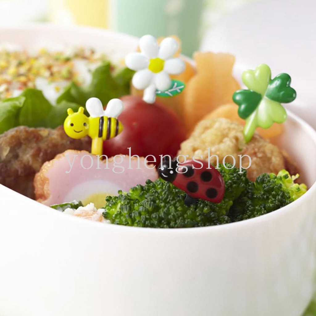 8pcs / set Garpu Buah / Dessert / Kue / Salad / Bento Desain Kartun Lebah Mini Untuk Peralatan Makan Anak