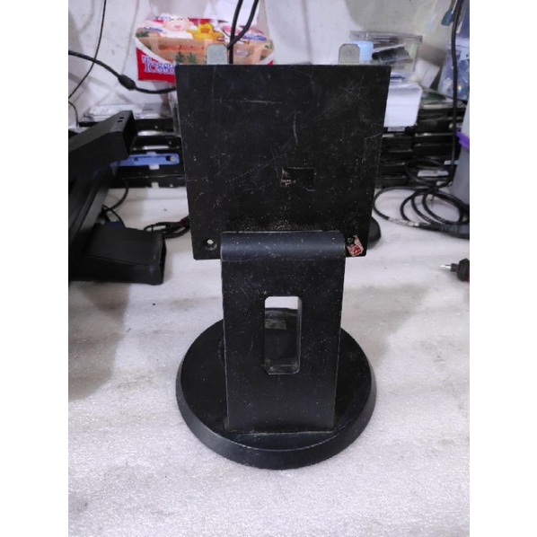kaki monitor Dell 17-19inc