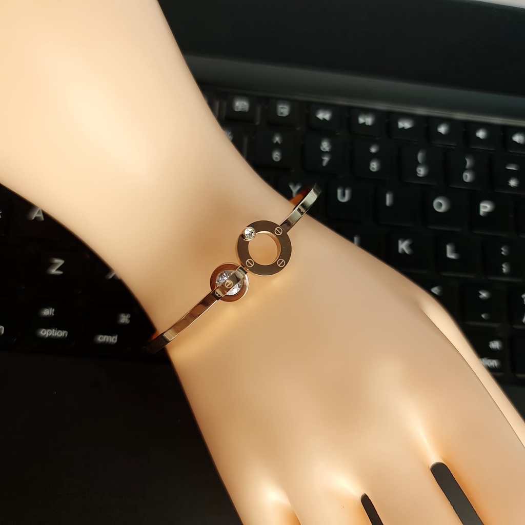 Gelang tangan wanita titanium model bangle ctr rosegold