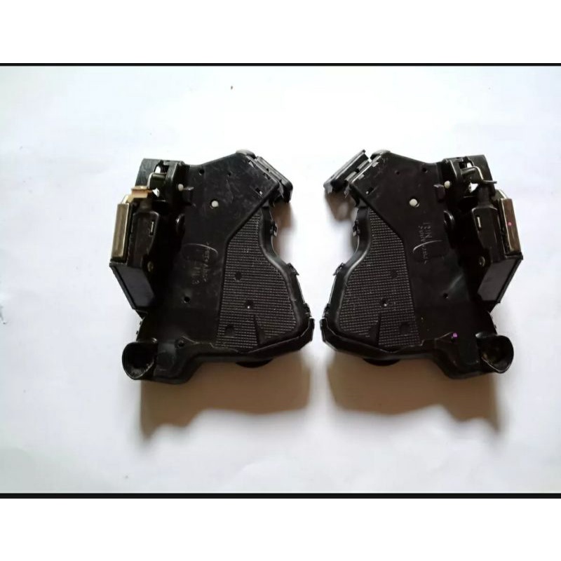 door lock pintu depan mobil innova harga satuan 1pc