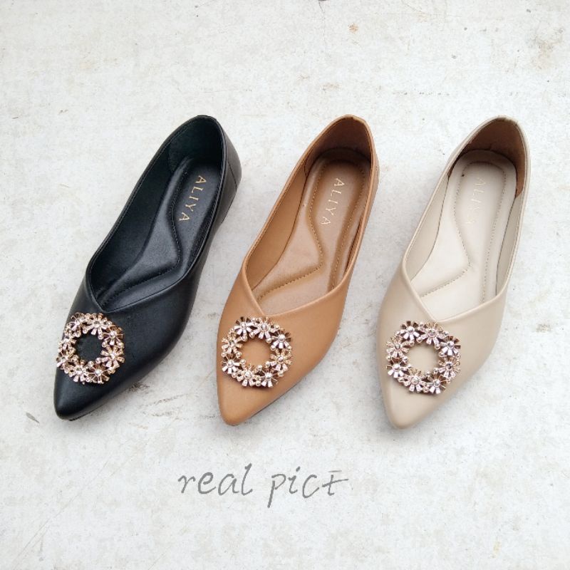 Aliyashoes Sepatu Flat Wanita Adelia