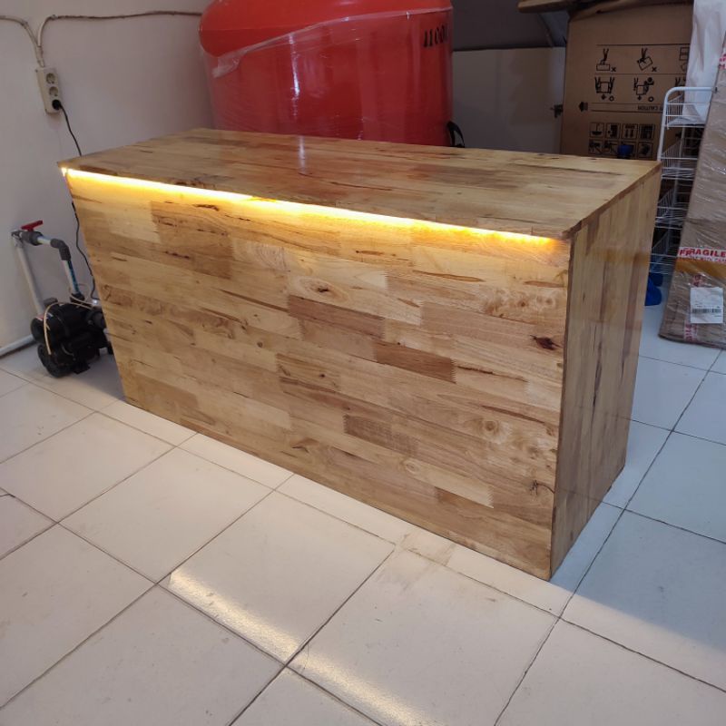 Meja kasir laci mewah lampu kunci