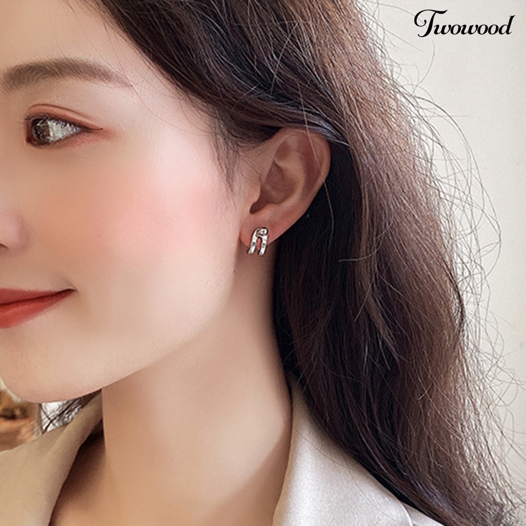 1 Pasang Anting Stud Gaya Korea Untuk Outdoor