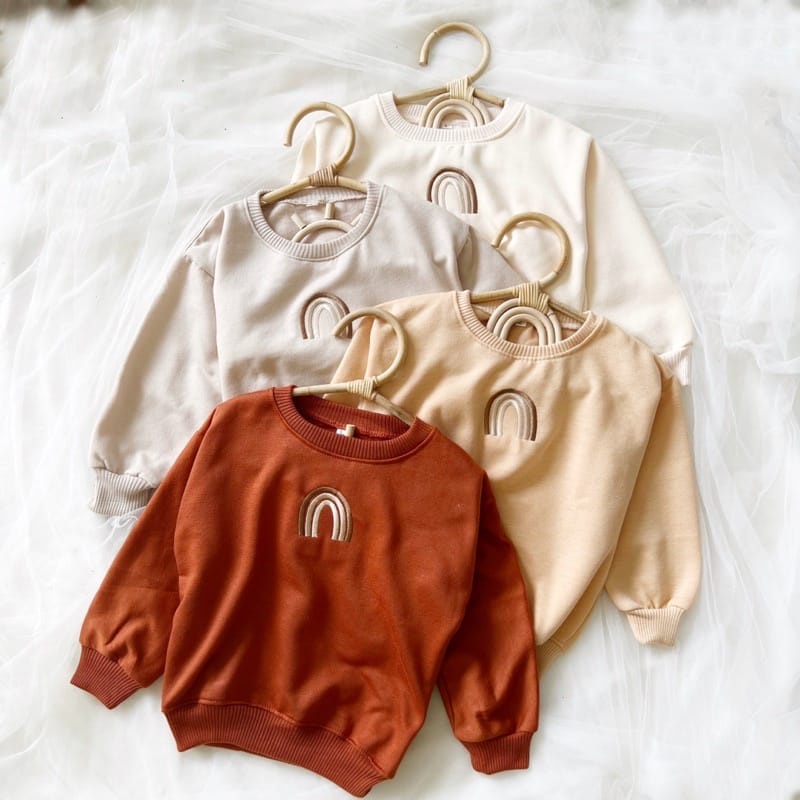 sweater anak logo pelangi terbaru, sweater anak usia 2-4 th impor dengan kuaitas terbaik, baju sweat