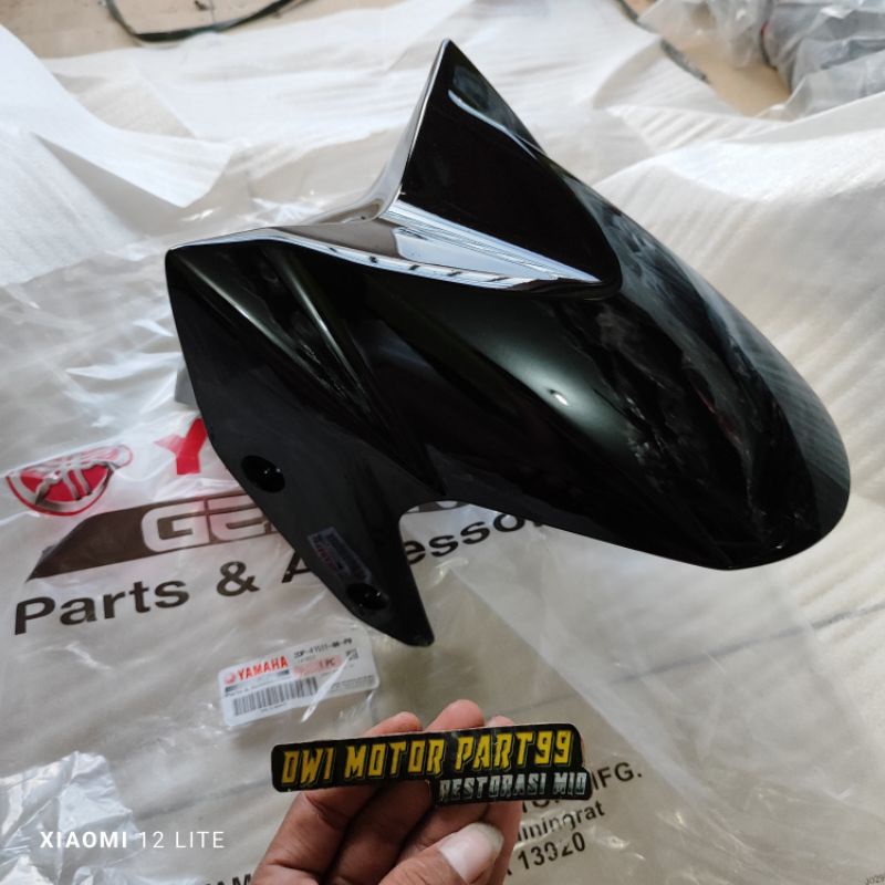 SLEBOR SPAKBOR DEPAN NMAX N-MAX N MAX HITAM GLOSSY 2DP-F1511-00-P0 ORIGINAL YAMAHA