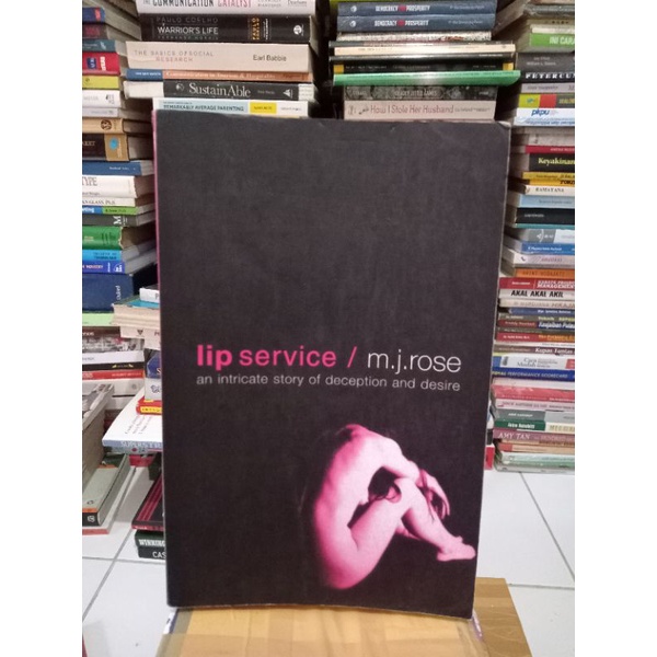 Novel Import  lip Service  /  m. J. rose