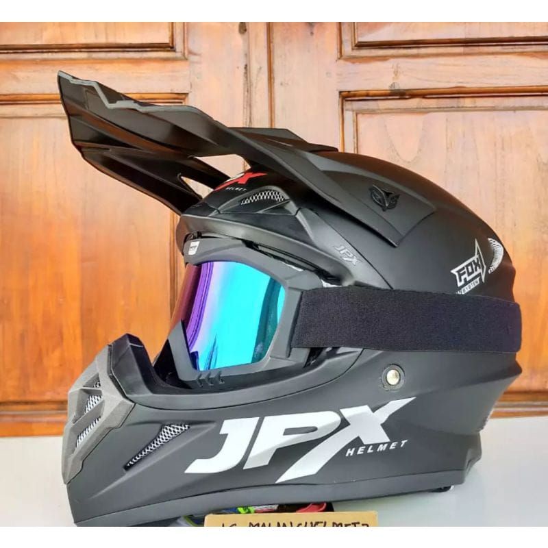 HELM JPX CROSS  HITAM DOFF PAKET GOGLE