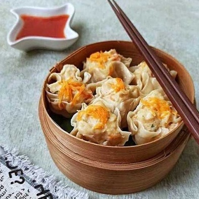 

Dimsum siomay Pangsit ayam makanan frozen food beku dim sum dimbap premium siap olah isi 6 dan 9 biji pieces pcs dimsum somay siomai halal siomay udang kepiting beef chicken enak tanpa pengawet dan msg